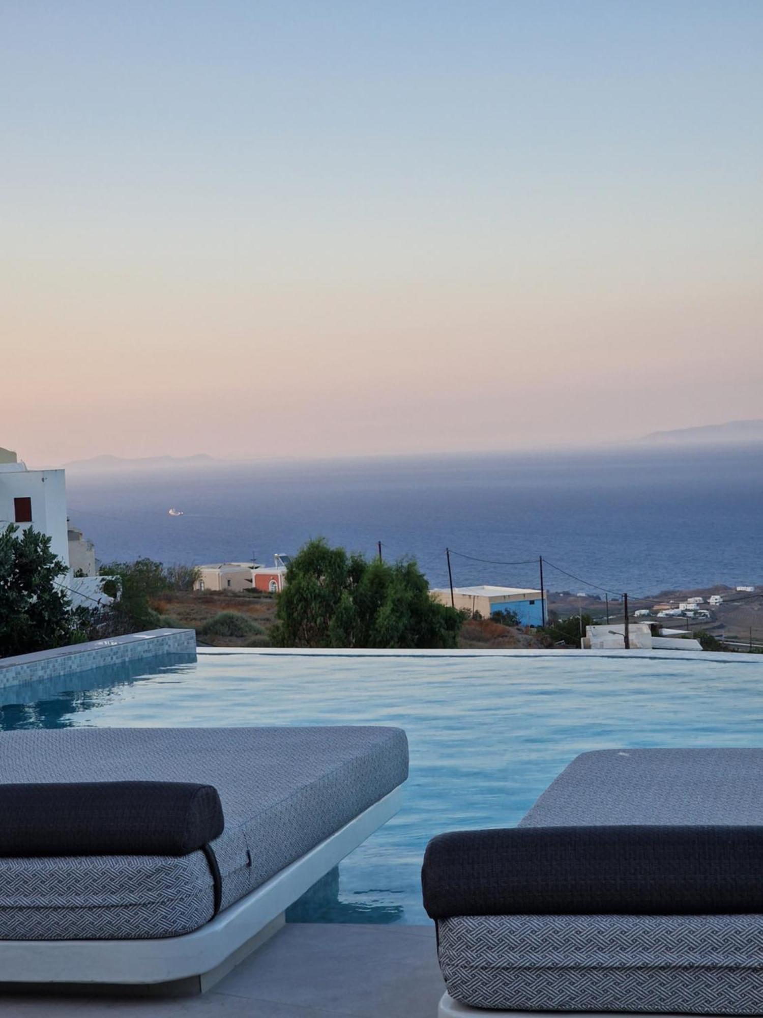Cuore Santo Suites Fira  Bagian luar foto
