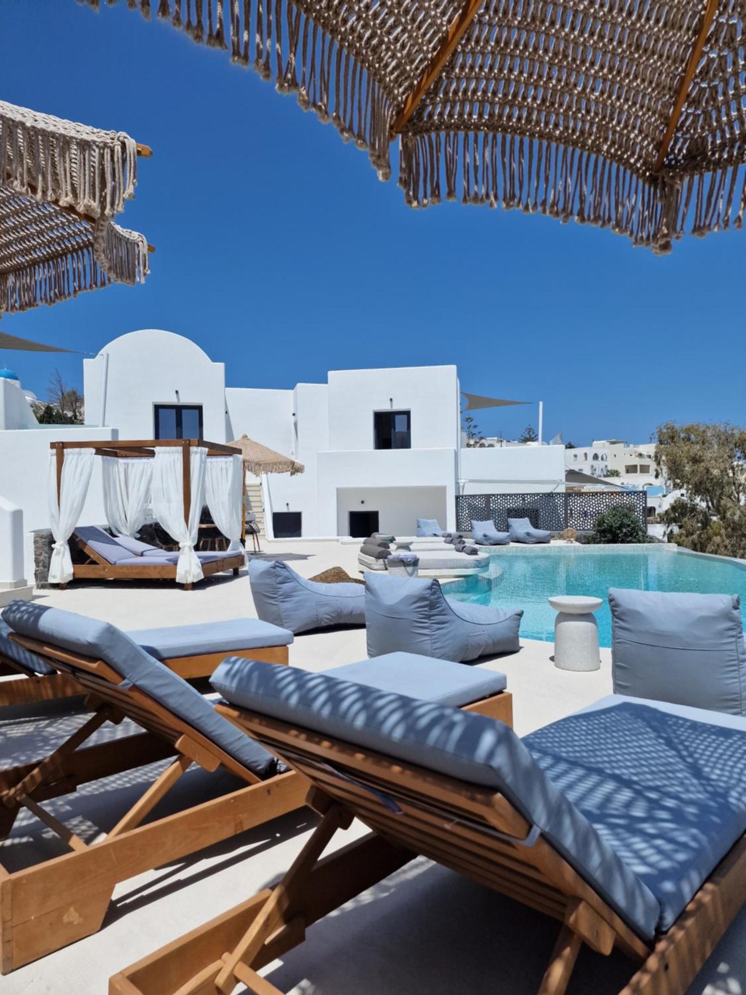 Cuore Santo Suites Fira  Bagian luar foto