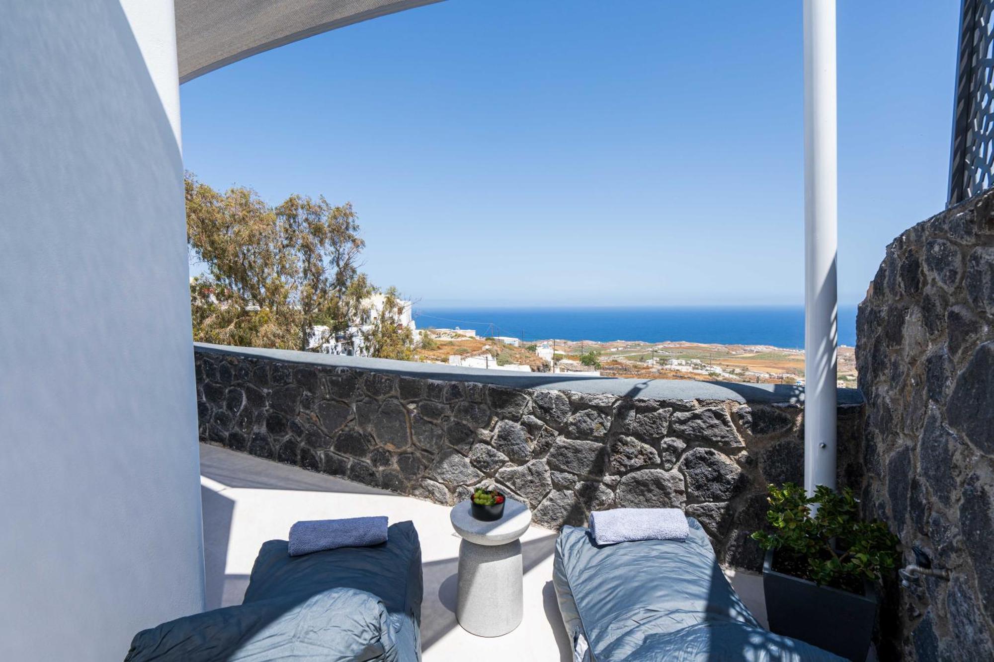 Cuore Santo Suites Fira  Bagian luar foto