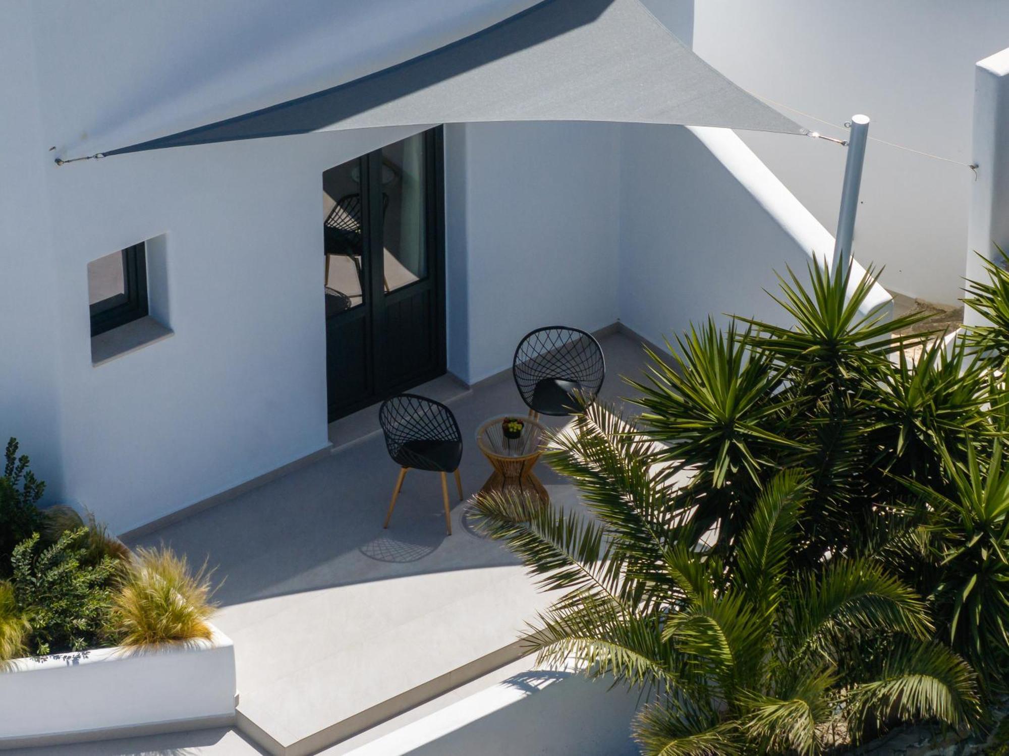 Cuore Santo Suites Fira  Bagian luar foto